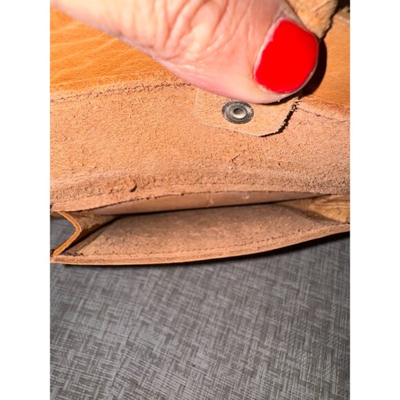 Vintage Congac Leather Messenger Crossbody Bag Adjustable Strap Buckle Closure - Picture 9 of 15